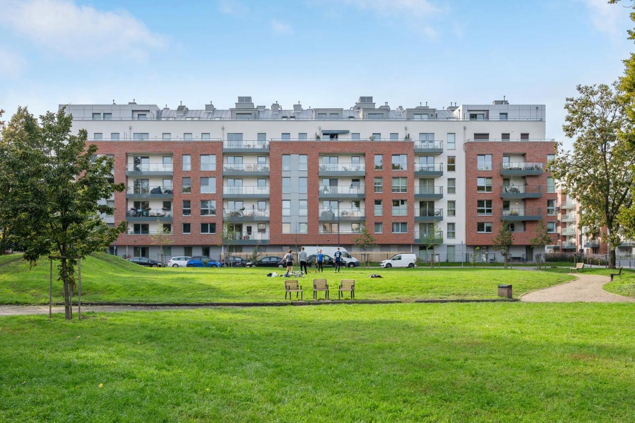 Angielska Grobla - City Center, Marina & Parking By Downtown Apartments グダニスク エクステリア 写真